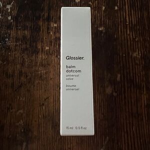 Glossier Balm Dot Com